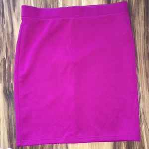 Fuchsia skirt (stretch) with zipper